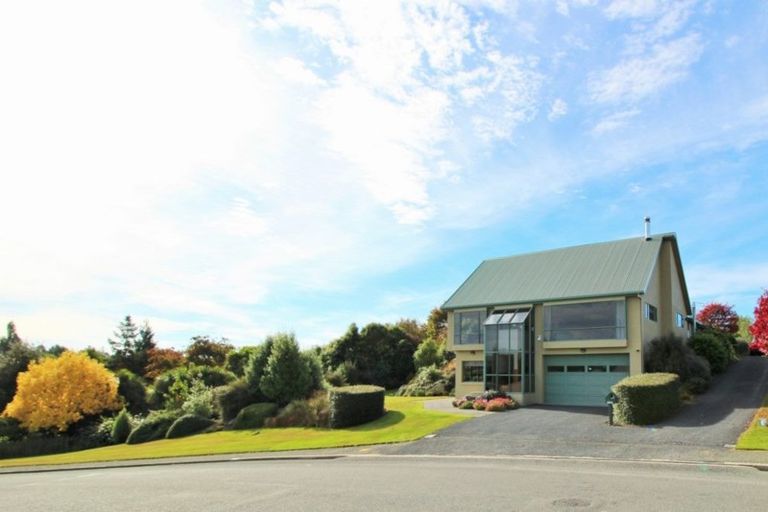 Photo of property in 12 Grove Avenue, Weston, Oamaru, 9401