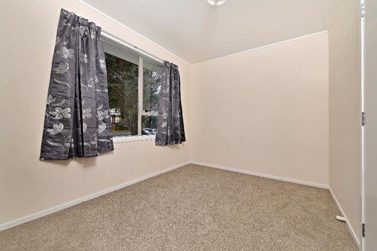 Photo of property in 21 Chrisarda Place, Red Hill, Papakura, 2110