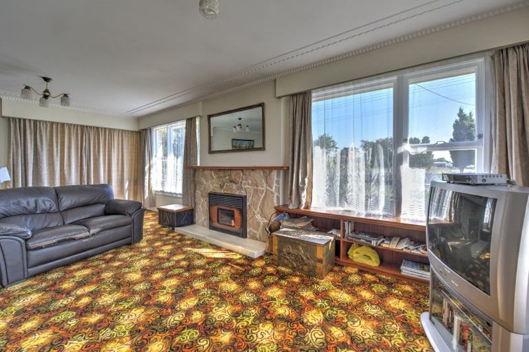 Photo of property in 102 Ferry Road, Edendale, 9825