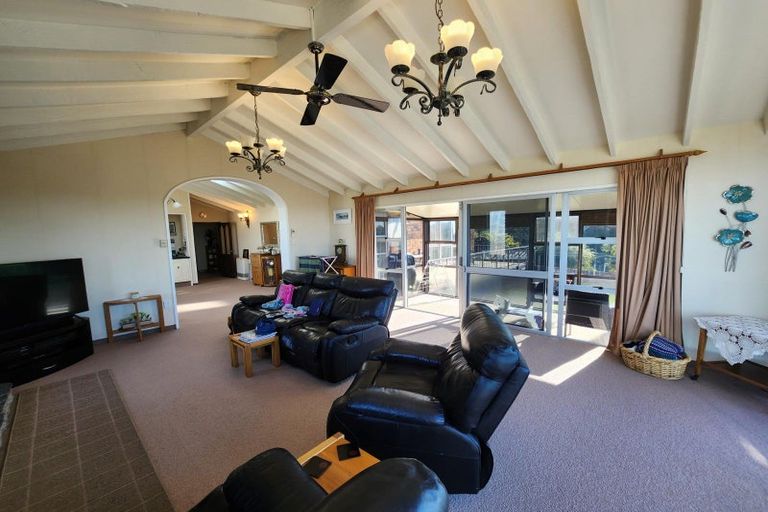 Photo of property in 26 Oakleigh Crescent, Oamaru North, Oamaru, 9400