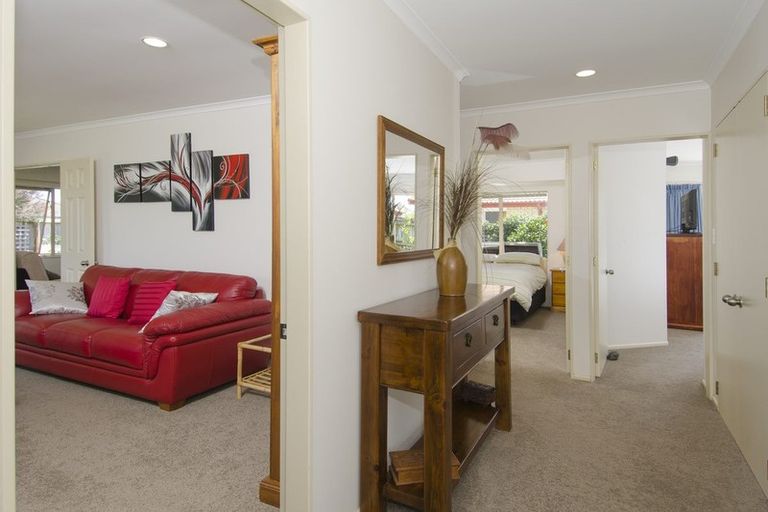 Photo of property in 1 Lamia Grove, Papamoa Beach, Papamoa, 3118