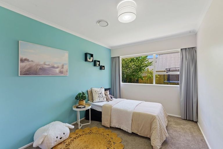 Photo of property in 7 Rimu Street, Waikanae, 5036