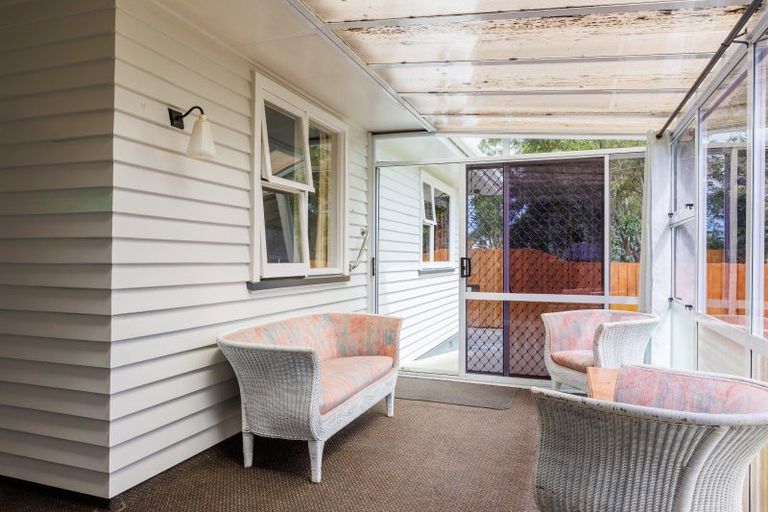 Photo of property in 27 Mangahao Road, Pahiatua, 4910