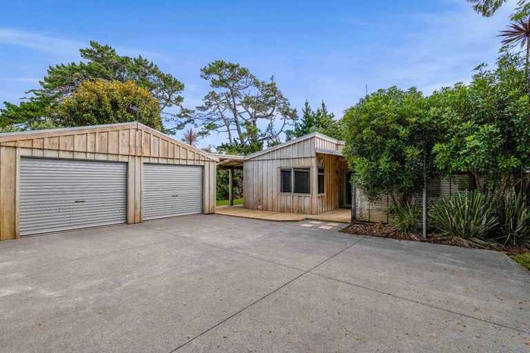 Photo of property in 282 Smart Road, Hillsborough, New Plymouth, 4372