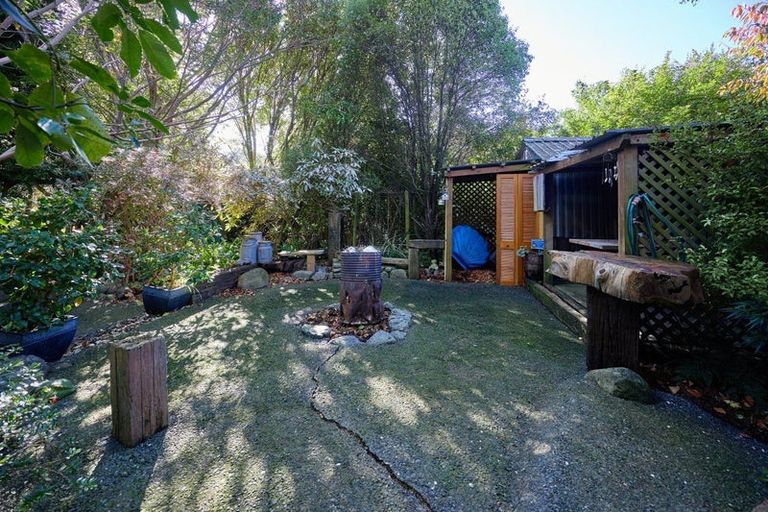 Photo of property in 223 Beach Road, Kaikoura, 7300