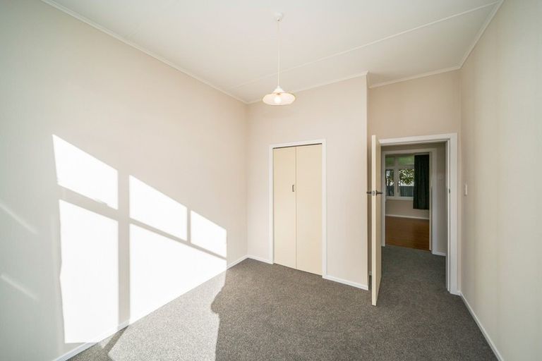 Photo of property in 84 Albion Street, Hawera, 4610