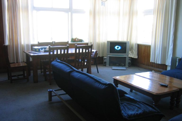 Photo of property in 48 Aurora Terrace, Kelburn, Wellington, 6012