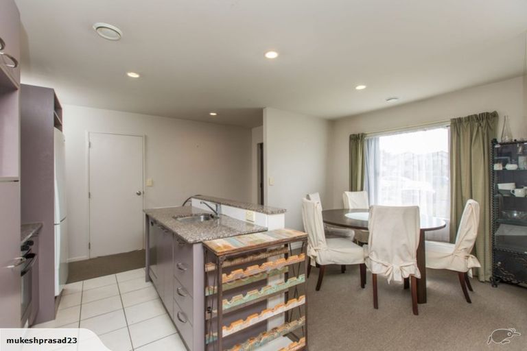 Photo of property in 1/18 Alicante Avenue, Hillpark, Auckland, 2102