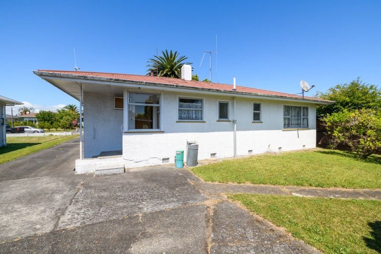 Photo of property in 5 Belvedere Crescent, Takaro, Palmerston North, 4412
