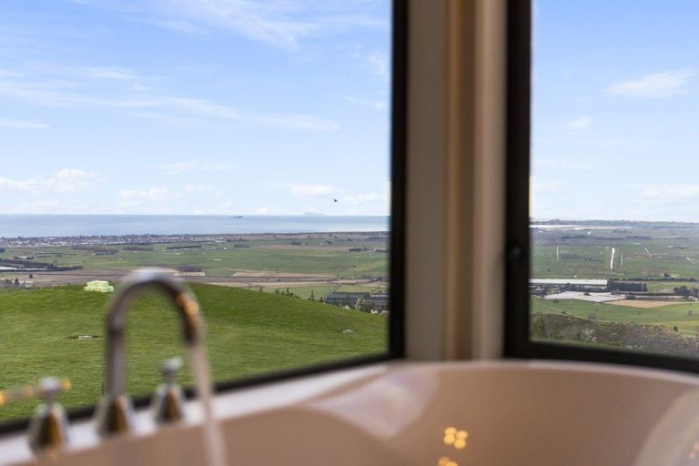 Photo of property in 11 Chestnut Lane, Papamoa, Te Puke, 3187