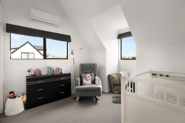 Photo of property in 80b Aviemore Drive, Highland Park, Auckland, 2010