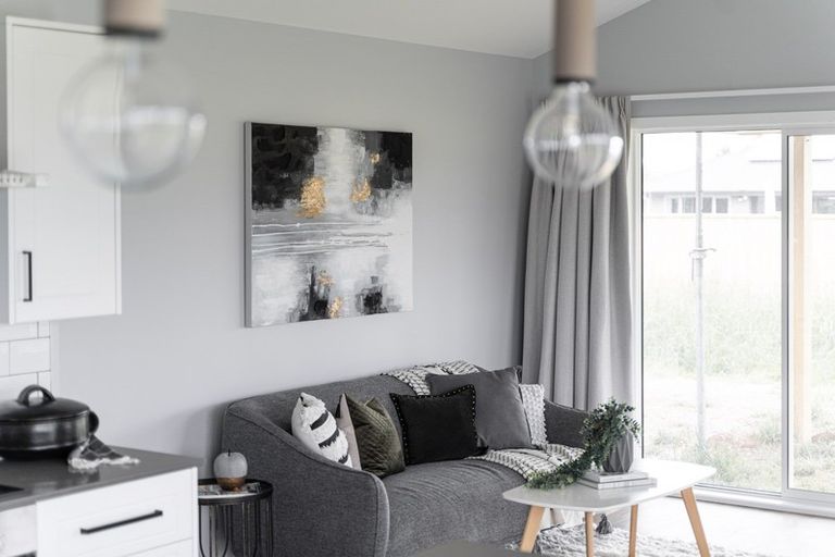 Photo of property in 3 Takahe Drive, Carterton, 5713