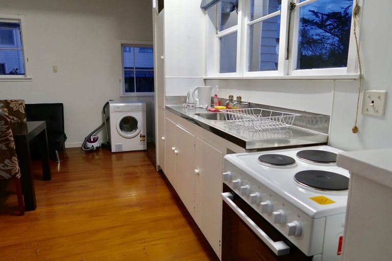 Photo of property in 7-7a Rangiatea Road, Epsom, Auckland, 1023