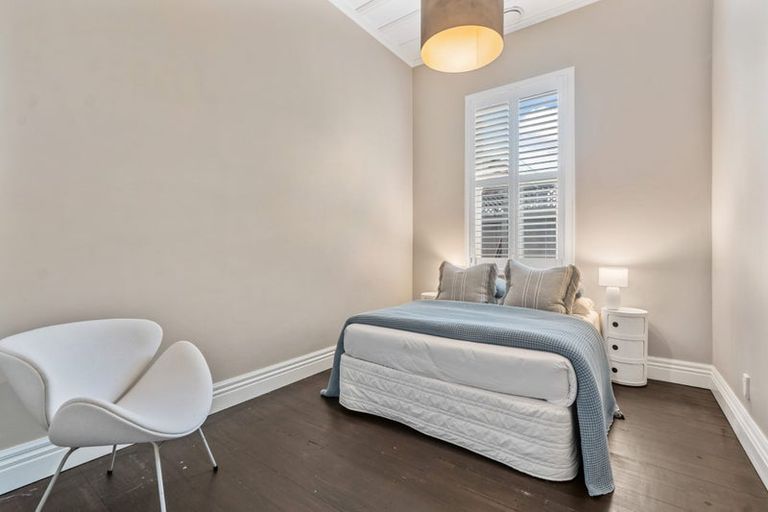 Photo of property in 1/2 Calliope Road, Devonport, Auckland, 0624