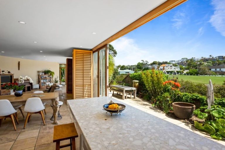 Photo of property in 3/37 Prospect Terrace, Milford, Auckland, 0620