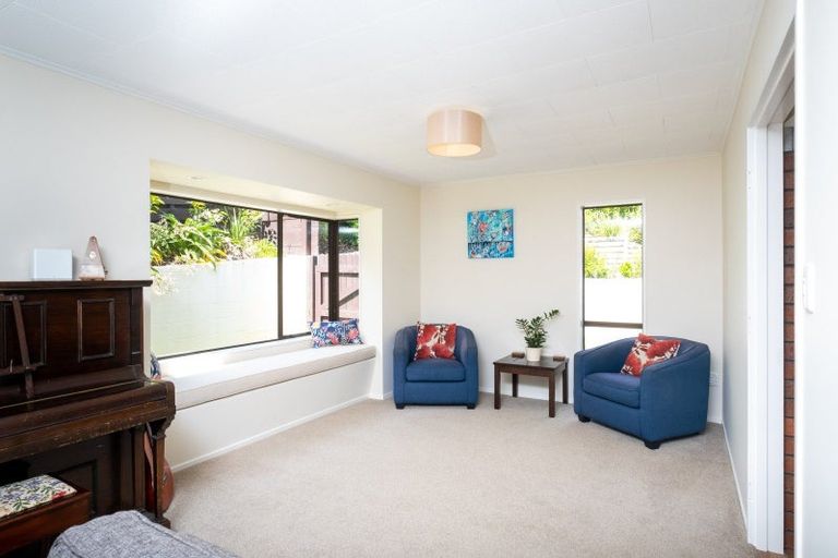 Photo of property in 9 Cumberland Rise, Taradale, Napier, 4112