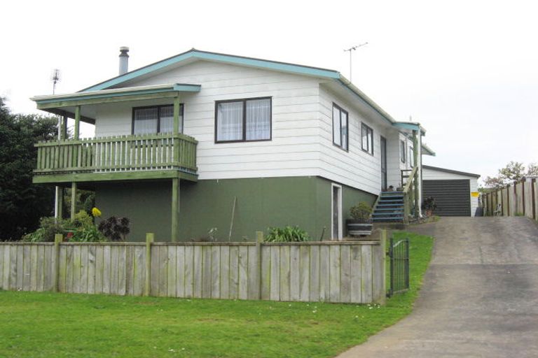 Photo of property in 16 Aratapu Street, Waitara, 4320