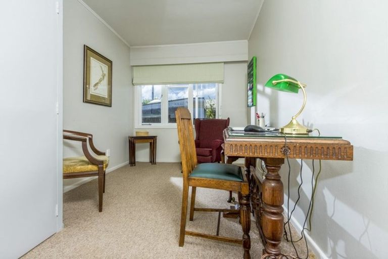 Photo of property in 120a Vauxhall Road, Narrow Neck, Auckland, 0624