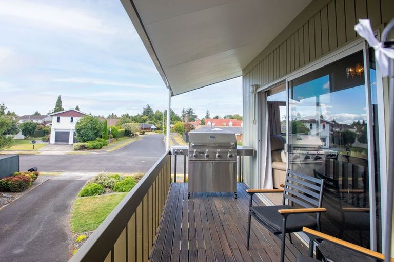 Photo of property in 17 Bernard Street, Chedworth, Hamilton, 3210