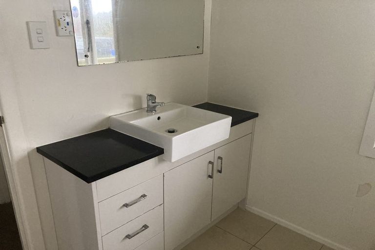 Photo of property in 65 Kauri Road, Whenuapai, Auckland, 0618