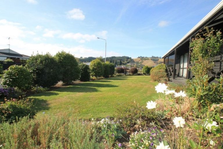 Photo of property in 111 Hagart-alexander Drive, Mosgiel, 9024