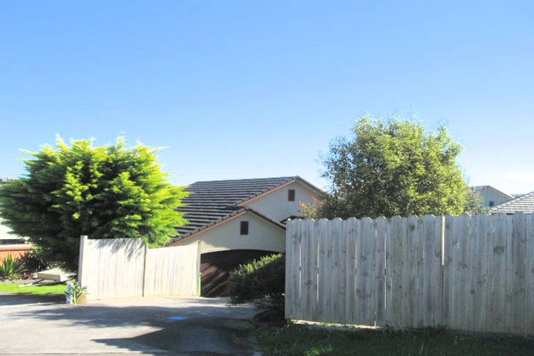 Photo of property in 298 Hill Road, The Gardens, Auckland, 2105