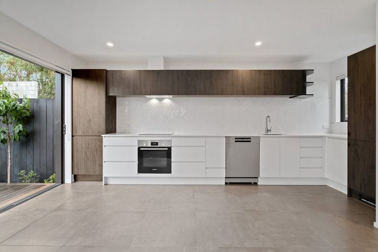 Photo of property in 3/27 Winton Street, St Albans, Christchurch, 8014