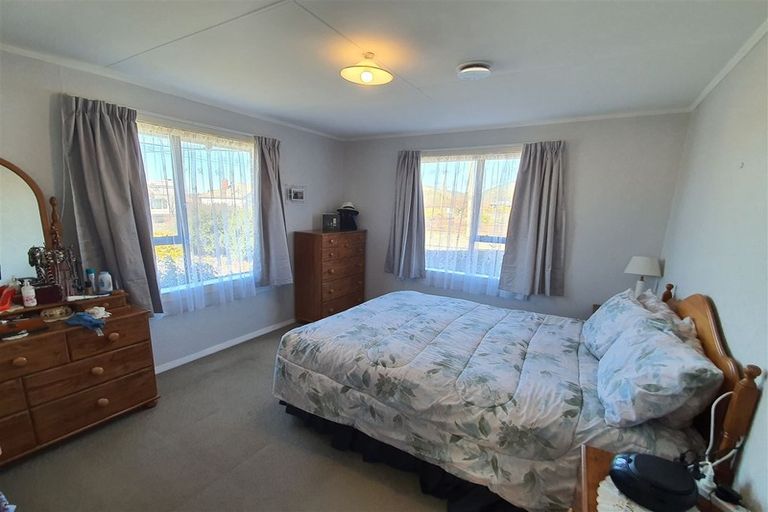 Photo of property in 44 Opie Street, Waimate, 7924