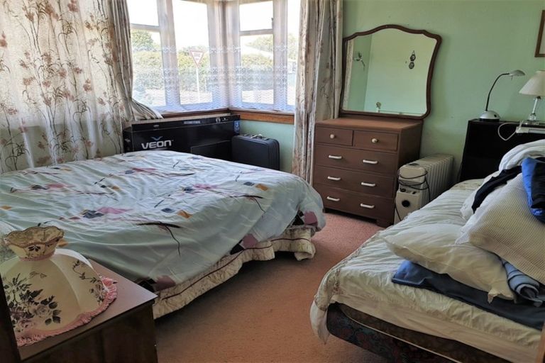 Photo of property in 11 Trafalgar Street, Dannevirke, 4930