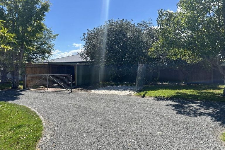 Photo of property in 222a Grove Road, Mayfair, Hastings, 4122