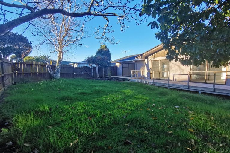 Photo of property in 150 Pigeon Mountain Road, Half Moon Bay, Auckland, 2012