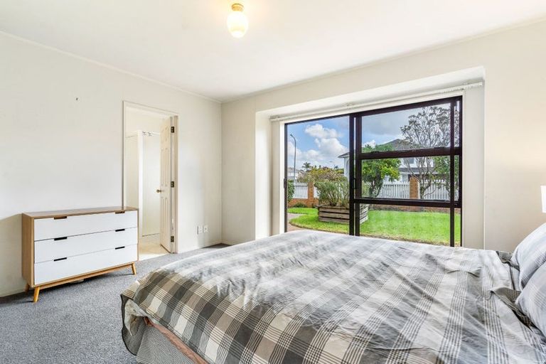 Photo of property in 1/62 Alicia Road, Somerville, Auckland, 2014