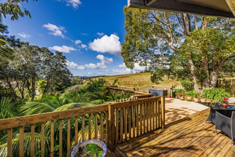 Photo of property in 35 Skudders Beach Road, Kerikeri, 0294