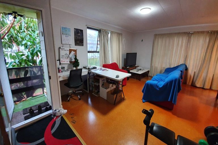 Photo of property in 28 Ransom Smyth Drive, Goodwood Heights, Auckland, 2105