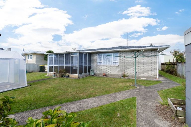 Photo of property in 3 Tawa Street, Levin, 5510