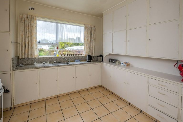 Photo of property in 39 Princes Street, Levin, 5510
