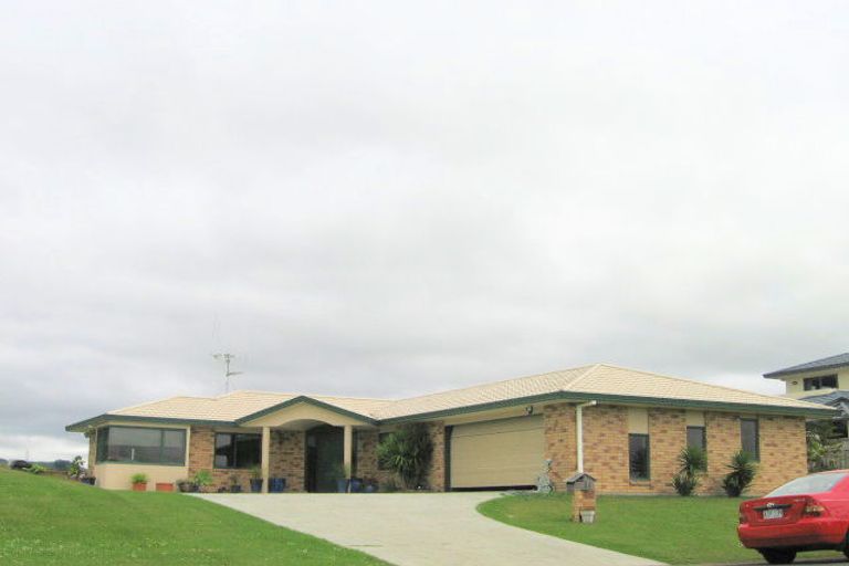 Photo of property in 26 Ohinemuri Place, Paeroa, 3600