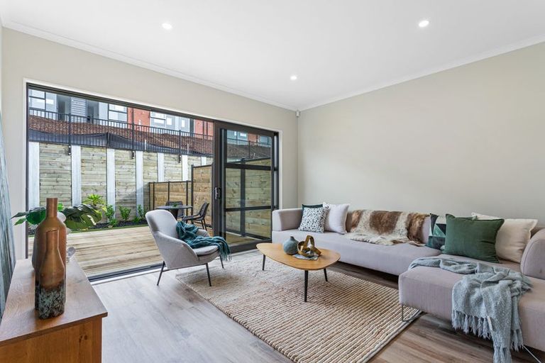 Photo of property in 25 Barrel Crescent, Swanson, Auckland, 0614