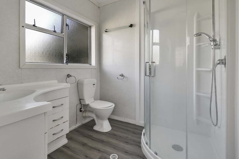 Photo of property in 1/17 Eldon Grove, Taita, Lower Hutt, 5019