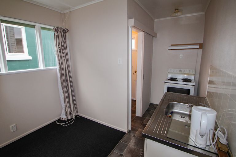 Photo of property in 3 Wynyard Street, Kurow, 9435