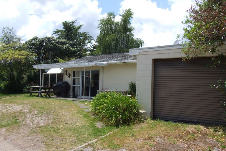Photo of property in 2/12 Regents Grove, Richmond Heights, Taupo, 3330