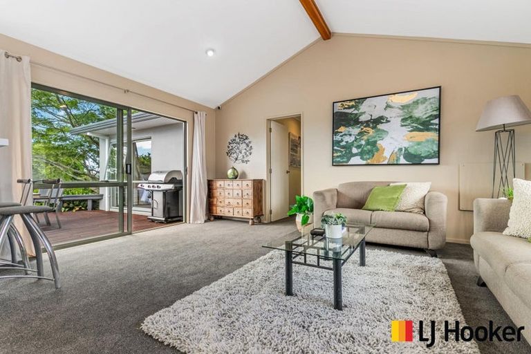 Photo of property in 31 Church Road, Ardmore, Papakura, 2582