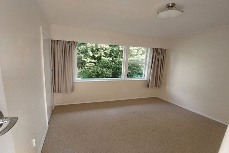 Photo of property in 85a Seatoun Heights Road, Seatoun, Wellington, 6022