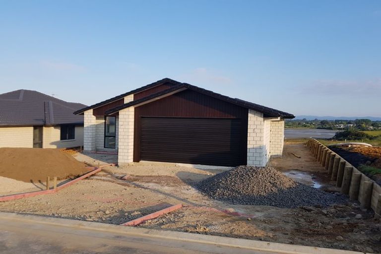Photo of property in 51 Bert Wall Drive, Omokoroa, 3114