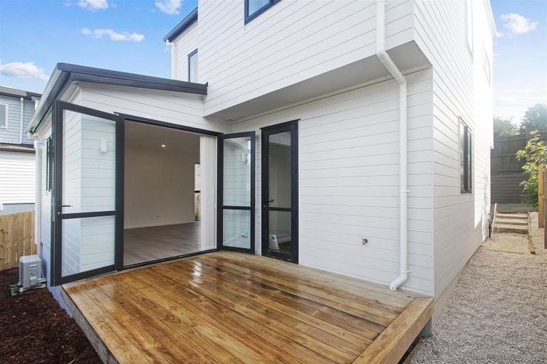 Photo of property in 21d Andrew Road, Howick, Auckland, 2010