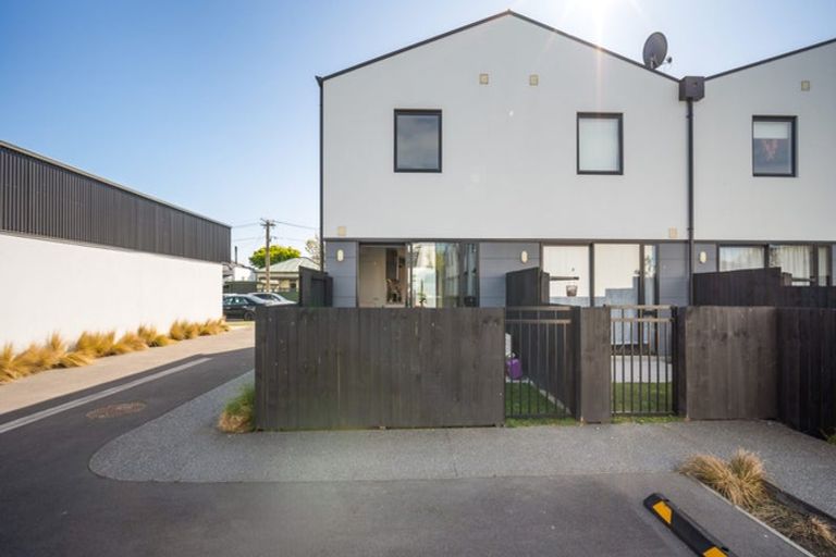Photo of property in 2/24 Percy Street, Phillipstown, Christchurch, 8011
