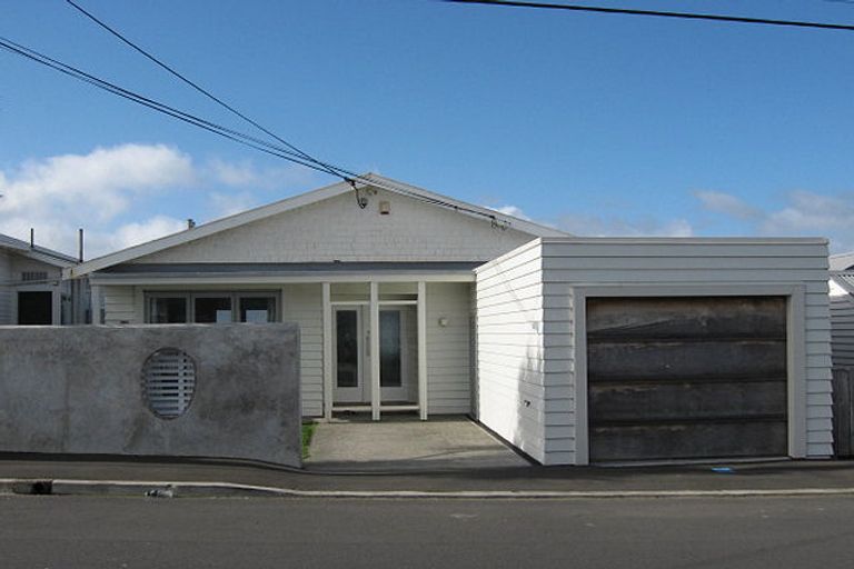 Photo of property in 37 Overtoun Terrace, Hataitai, Wellington, 6021