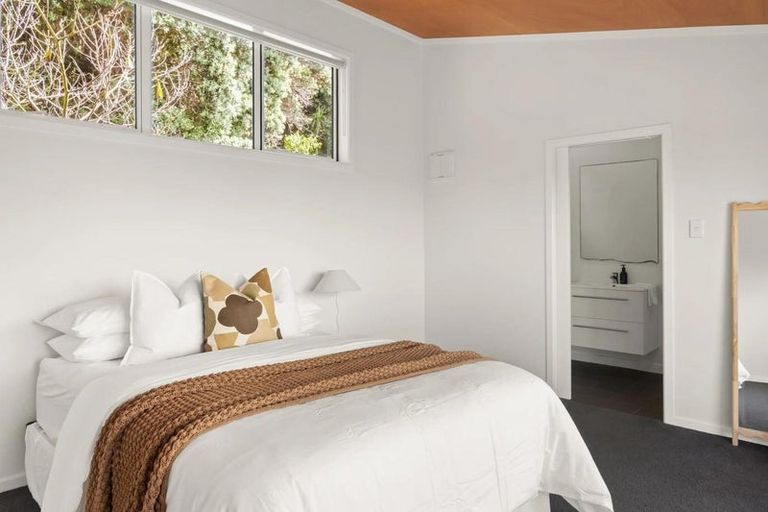 Photo of property in 60 Douglas Street, Okitu, Gisborne, 4010