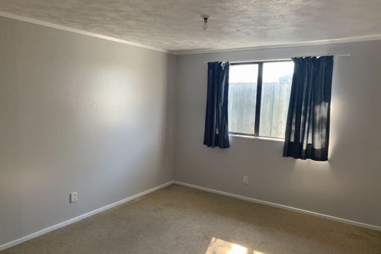 Photo of property in 6 Karyn Street, Castlecliff, Whanganui, 4501