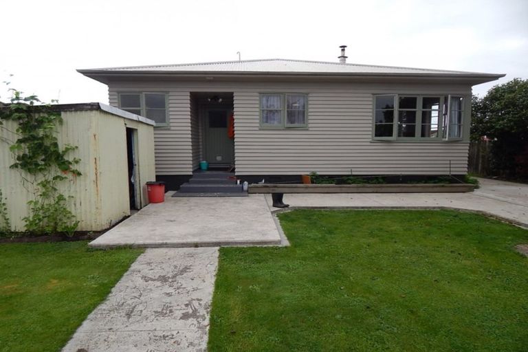 Photo of property in 21 Russell Street, Westport, 7825